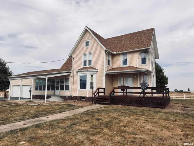 $325,000 | 10120 East 2250th Street, Adair, IL 61411