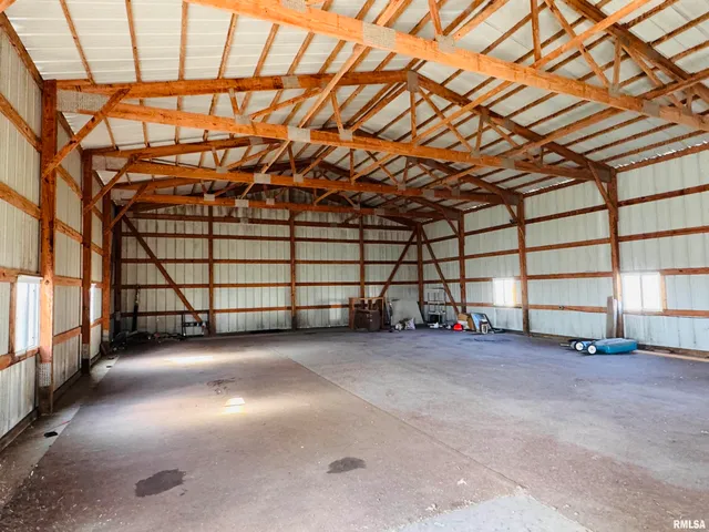 $325,000 | 10120 East 2250th Street, Adair, IL 61411