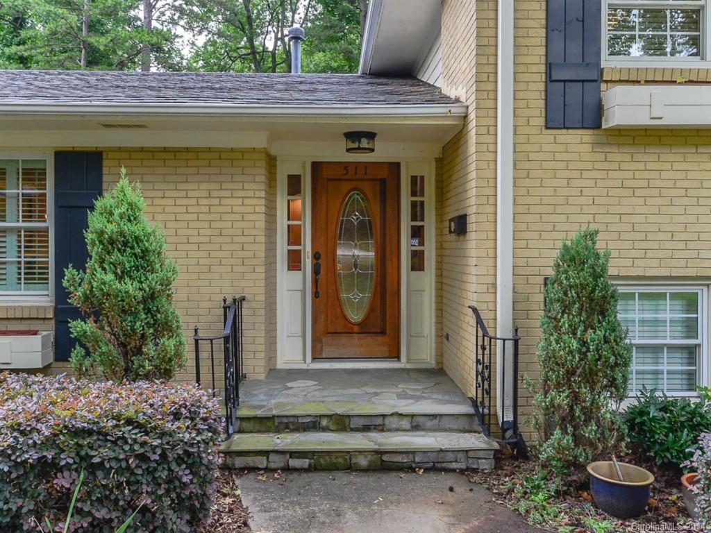 511 Merwick Circle Charlotte, NC 28211 - Photo 2 of 24