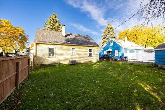 $247,000 | 5 Brett Road, Irondequoit, NY 14609