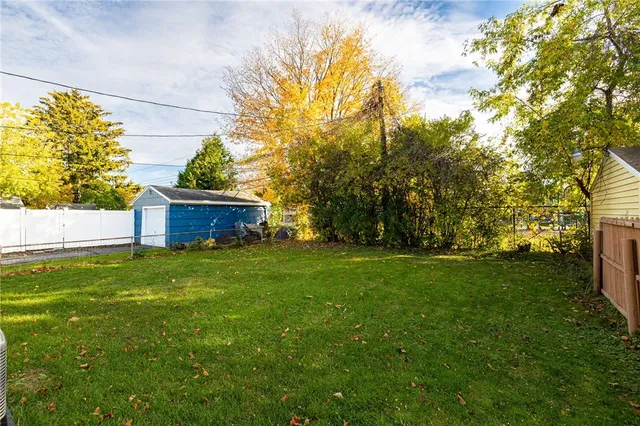 $247,000 | 5 Brett Road, Irondequoit, NY 14609