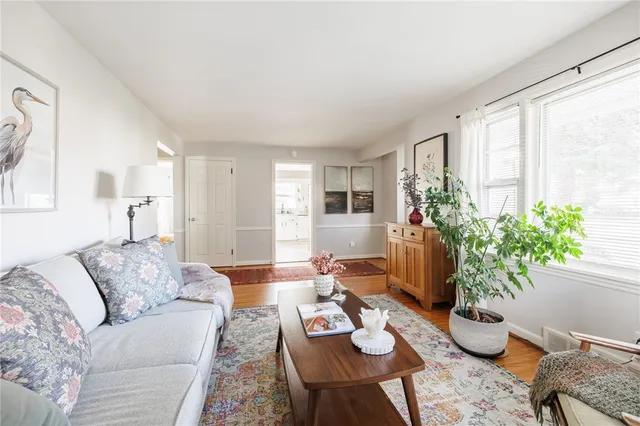 $247,000 | 5 Brett Road, Irondequoit, NY 14609