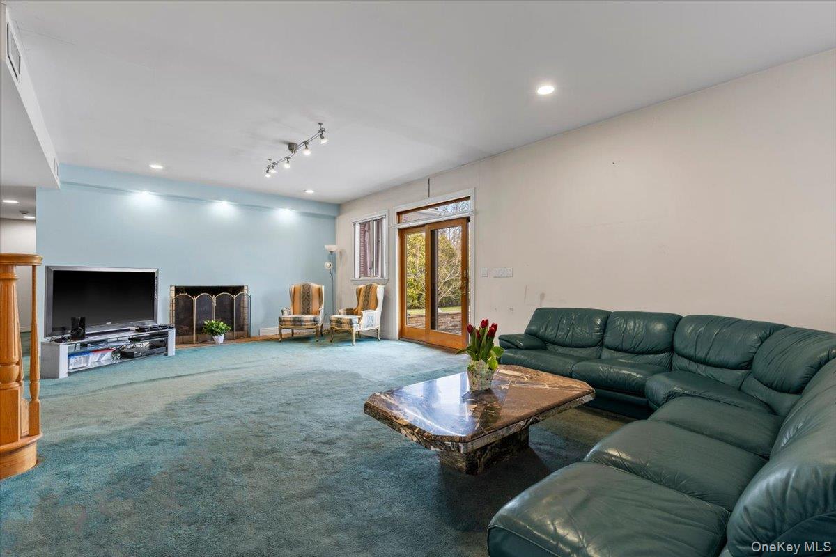 80 Dorset Road Scarsdale, NY 10583 - Photo 14 of 42