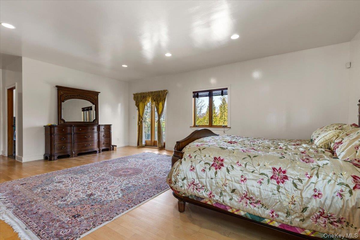 80 Dorset Road Scarsdale, NY 10583 - Photo 23 of 42