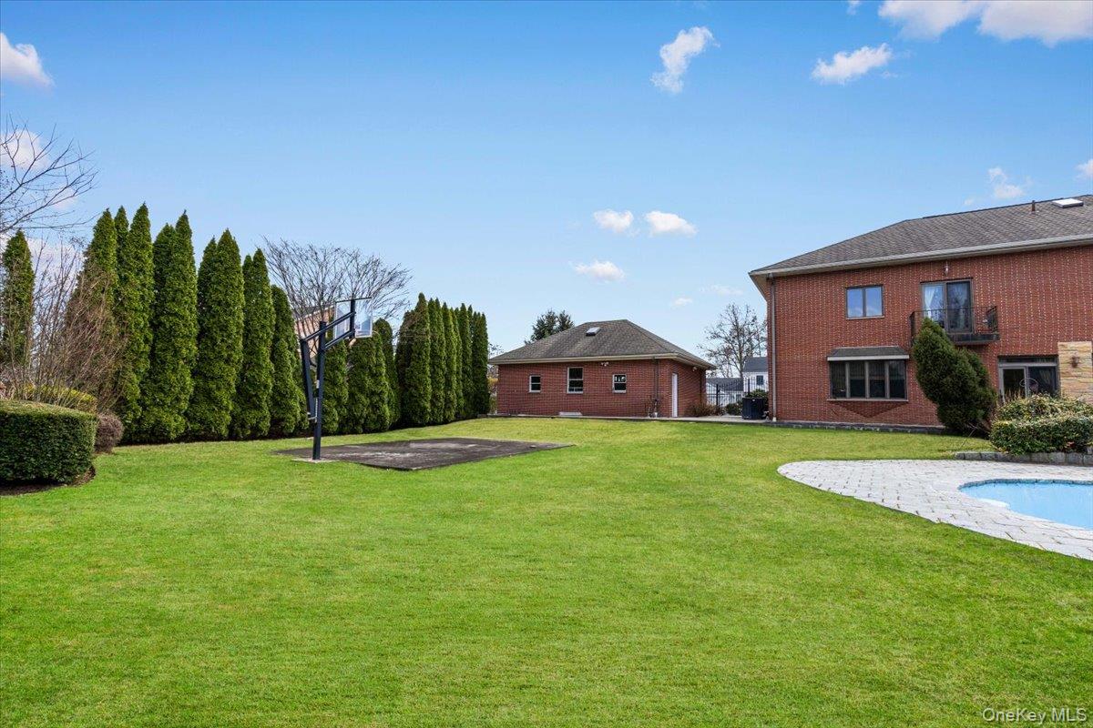 80 Dorset Road Scarsdale, NY 10583 - Photo 30 of 42