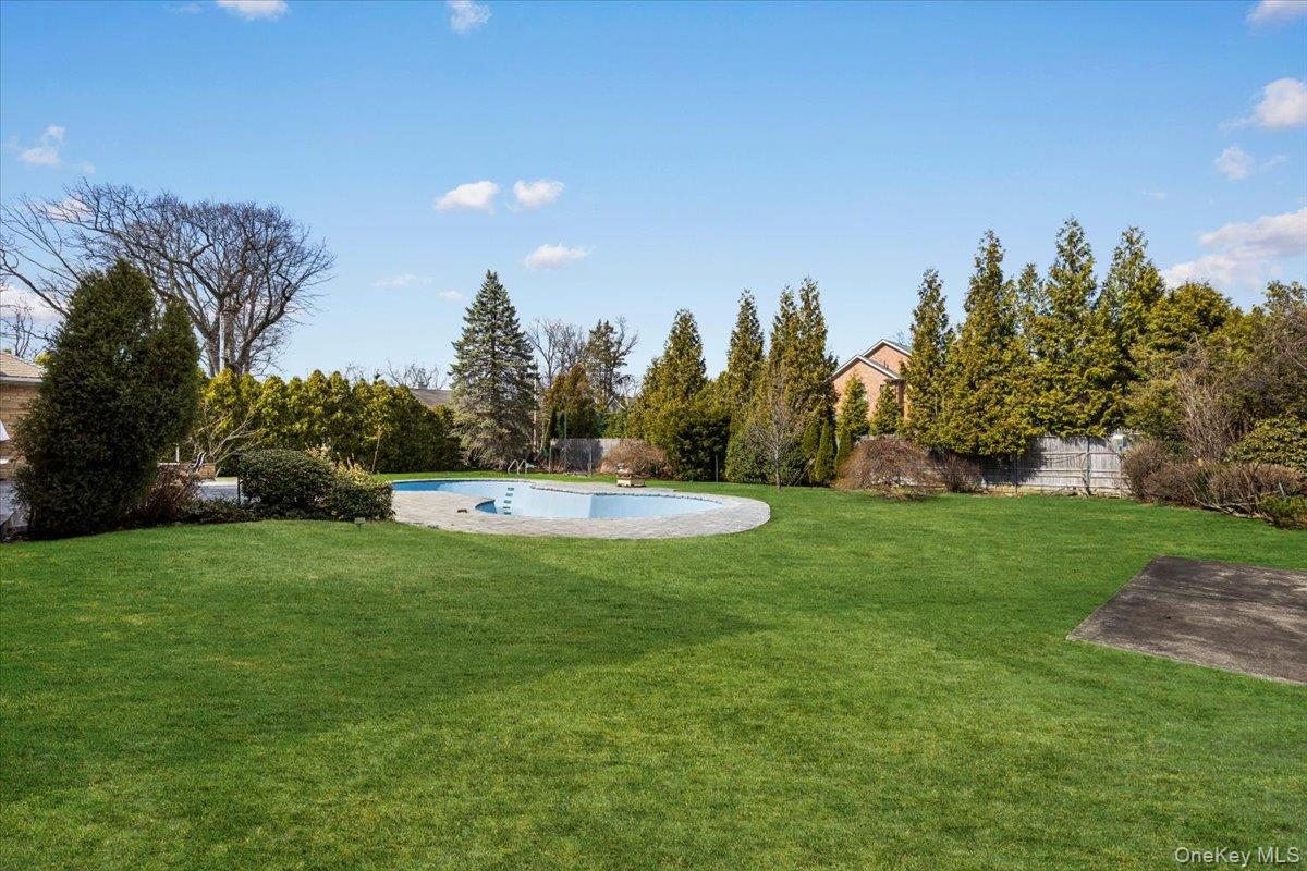 80 Dorset Road Scarsdale, NY 10583 - Photo 33 of 42