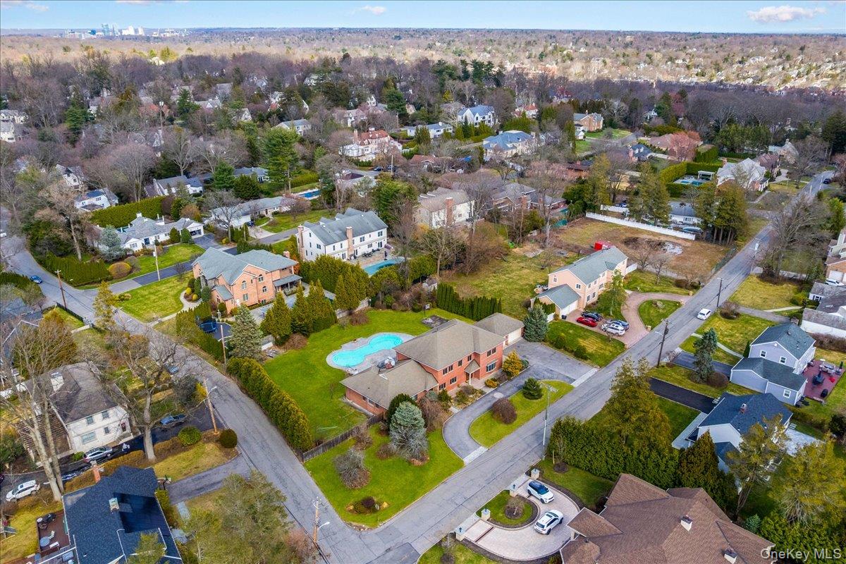 80 Dorset Road Scarsdale, NY 10583 - Photo 34 of 42