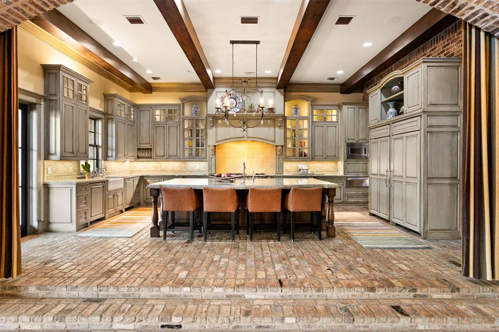 1096 Roadrunner Road Bartonville, TX 76226 - Photo 15 of 40