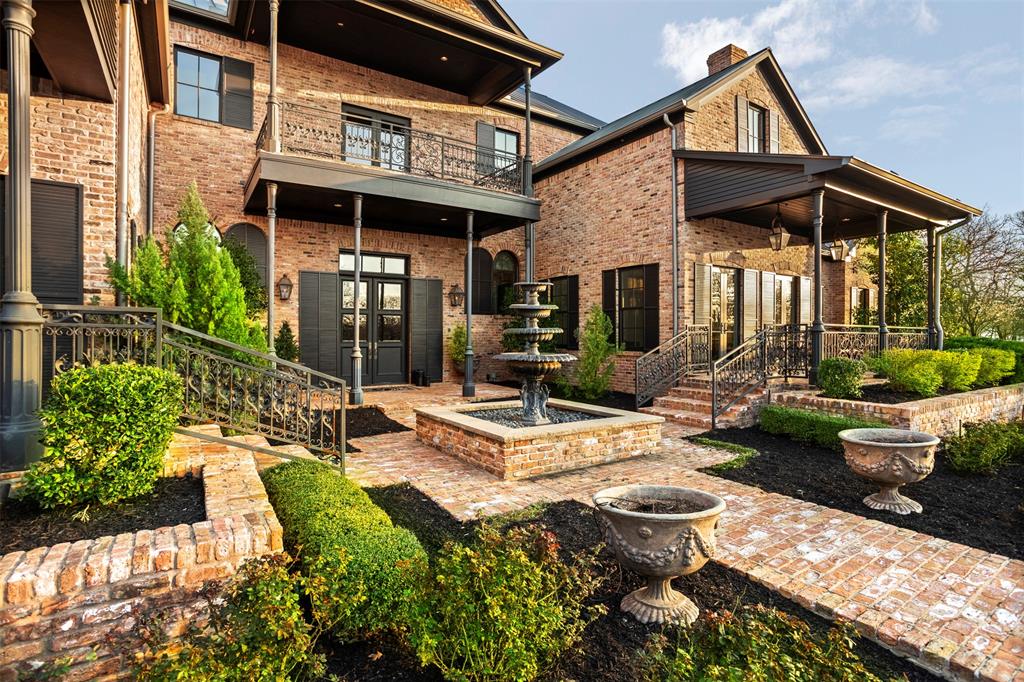 1096 Roadrunner Road Bartonville, TX 76226 - Photo 3 of 40 Contact listing agent for more photos