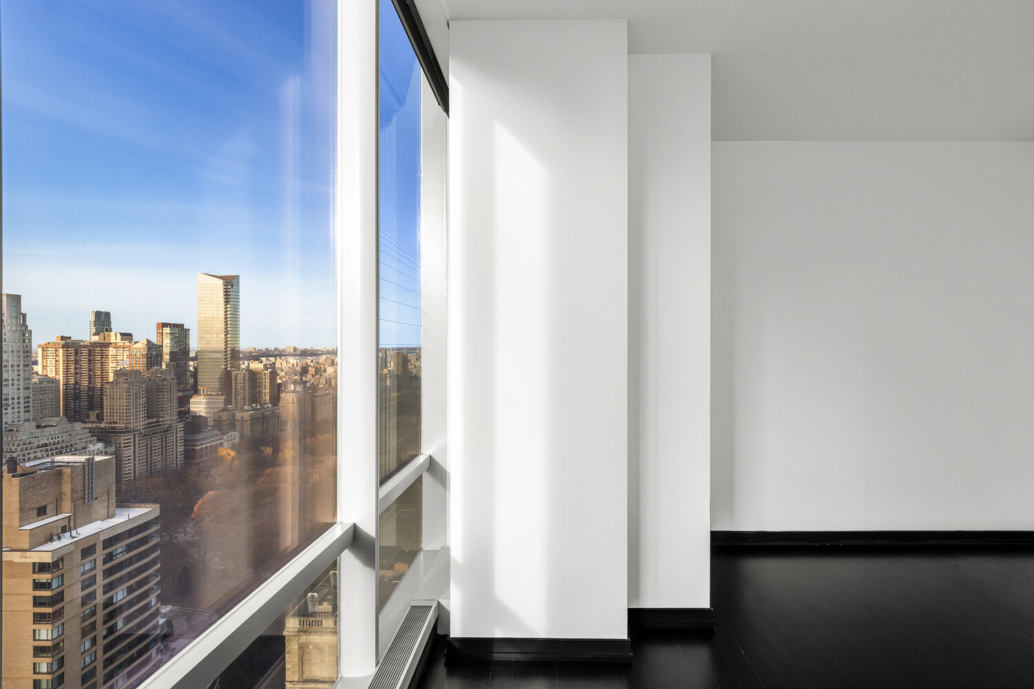157 West 57th Street, Unit 43B Manhattan, NY 10019 - Photo 8 of 10 a view of balcony