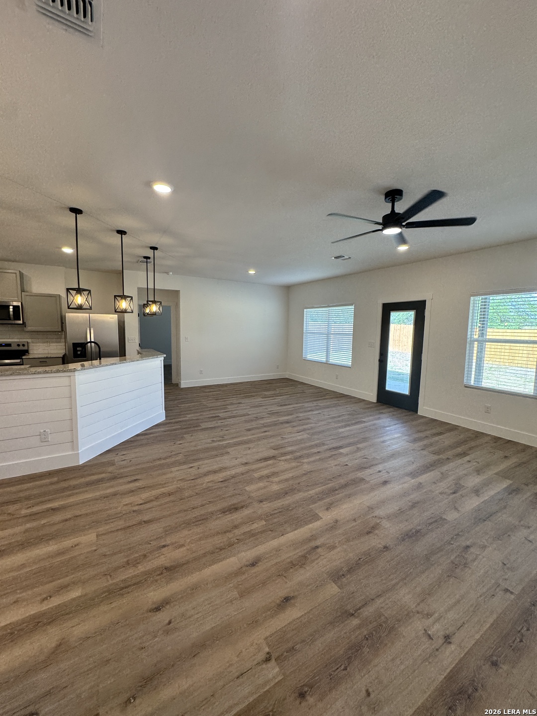 2000 Owens Avenue Three Rivers, TX 78071 - Photo 8 of 35