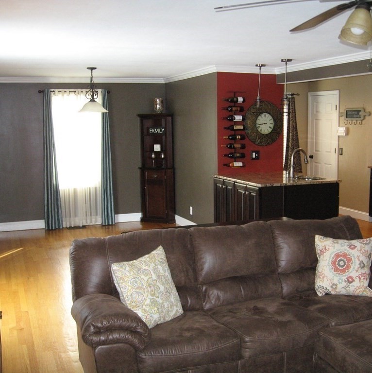 95 Grandview Street Springfield, MA 01118 - Photo 3 of 30 a living room with furniture and window