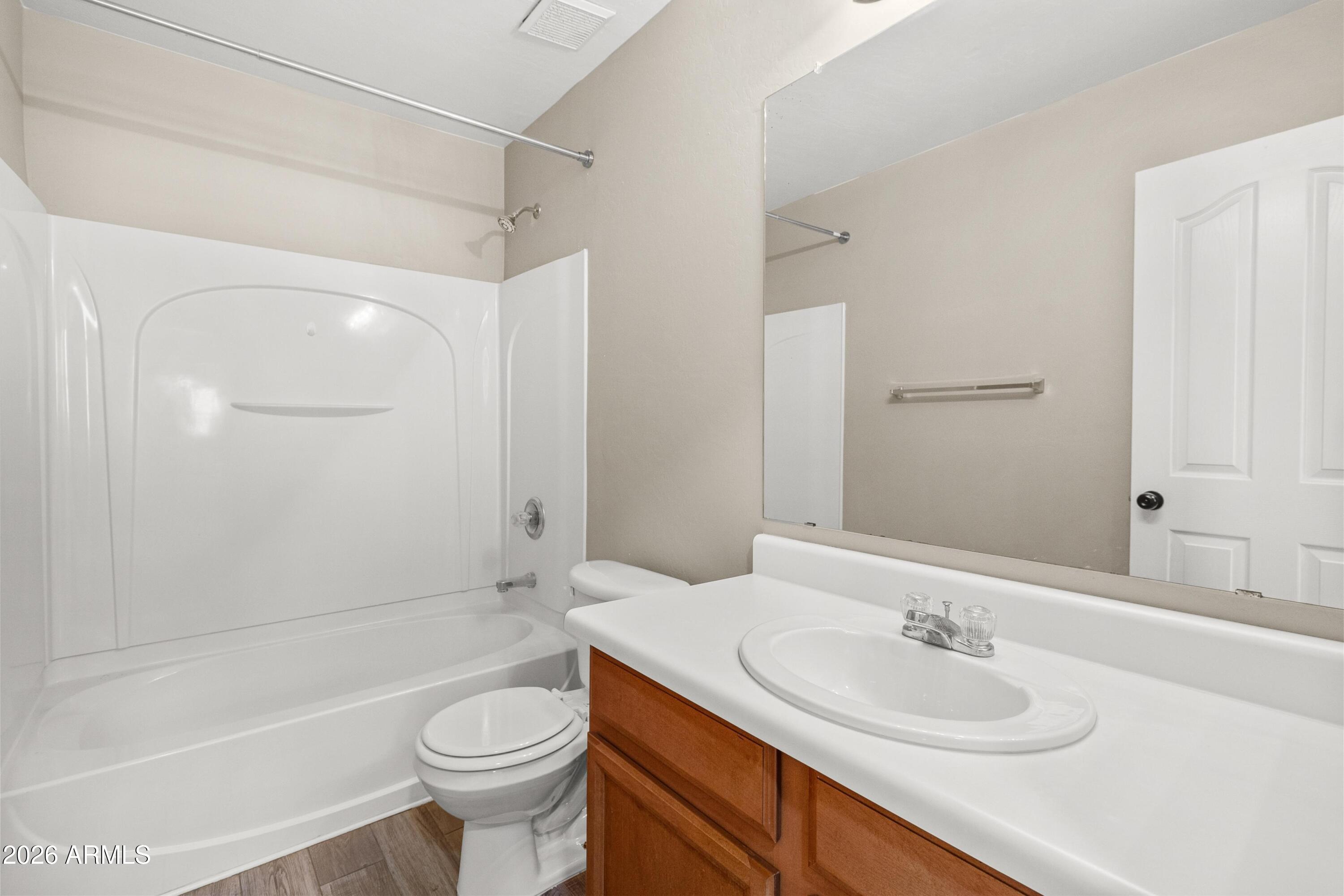 4133 West Maldonado Road Phoenix, AZ 85041 - Photo 20 of 22 8C9A1448