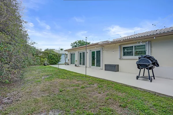 $499,000 | 8205 Northwest 106th Avenue, Tamarac, FL 33321