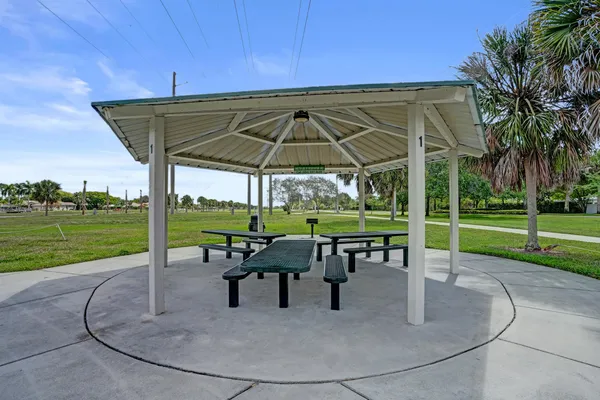 $499,000 | 8205 Northwest 106th Avenue, Tamarac, FL 33321