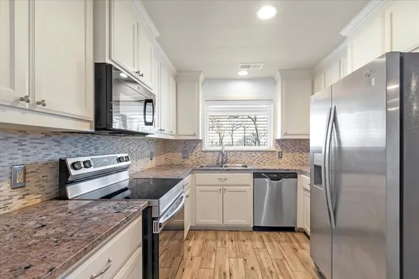 $3,700 | 250 Timberline Lane, Southlake, TX 76092