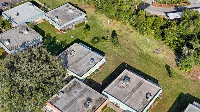 $89,900 | 1802 Bedford Lane, Unit 2, Sun City Center, FL 33573