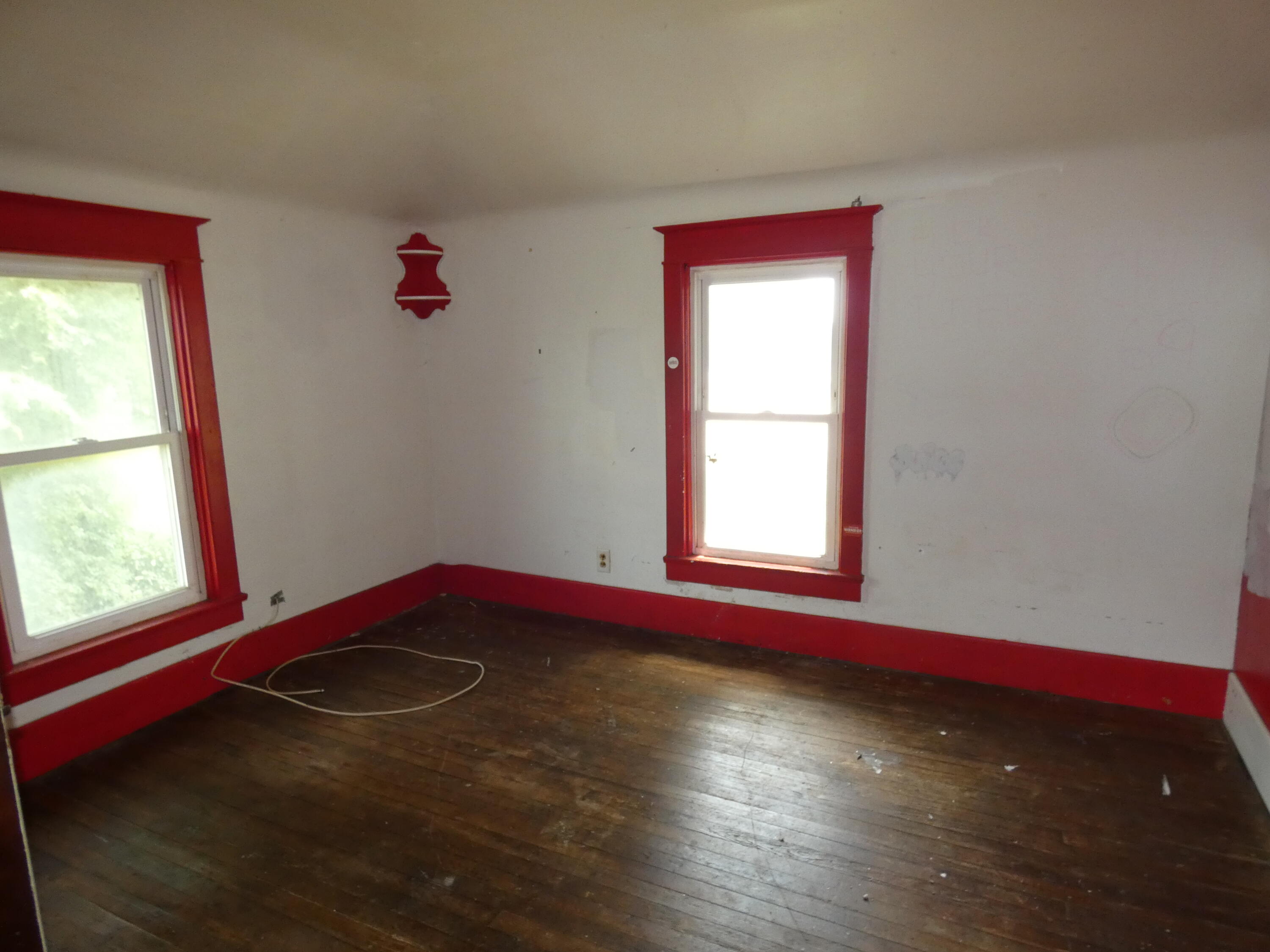 2529 Somerlayton Road Benton Harbor, MI 49022 - Photo 14 of 21 P1060958