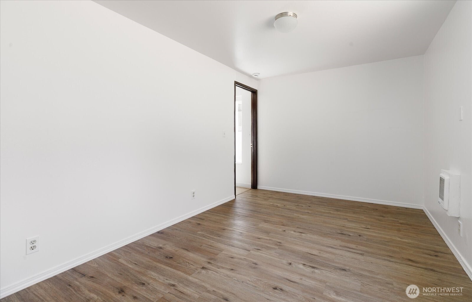 7380 Jewett Road Clinton, WA 98236 - Photo 26 of 34 Gallery Image 26
