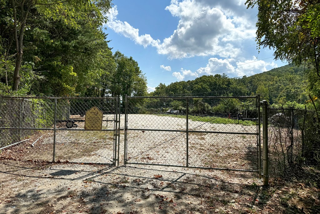 1407 Lakeside Road, Unit 206 Hiawassee, GA 30546 - Photo 64 of 72 Gallery Image 64