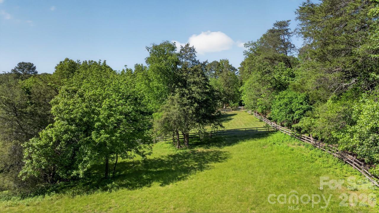 3205 Collinsville Road Columbus, NC 28722 - Photo 43 of 45