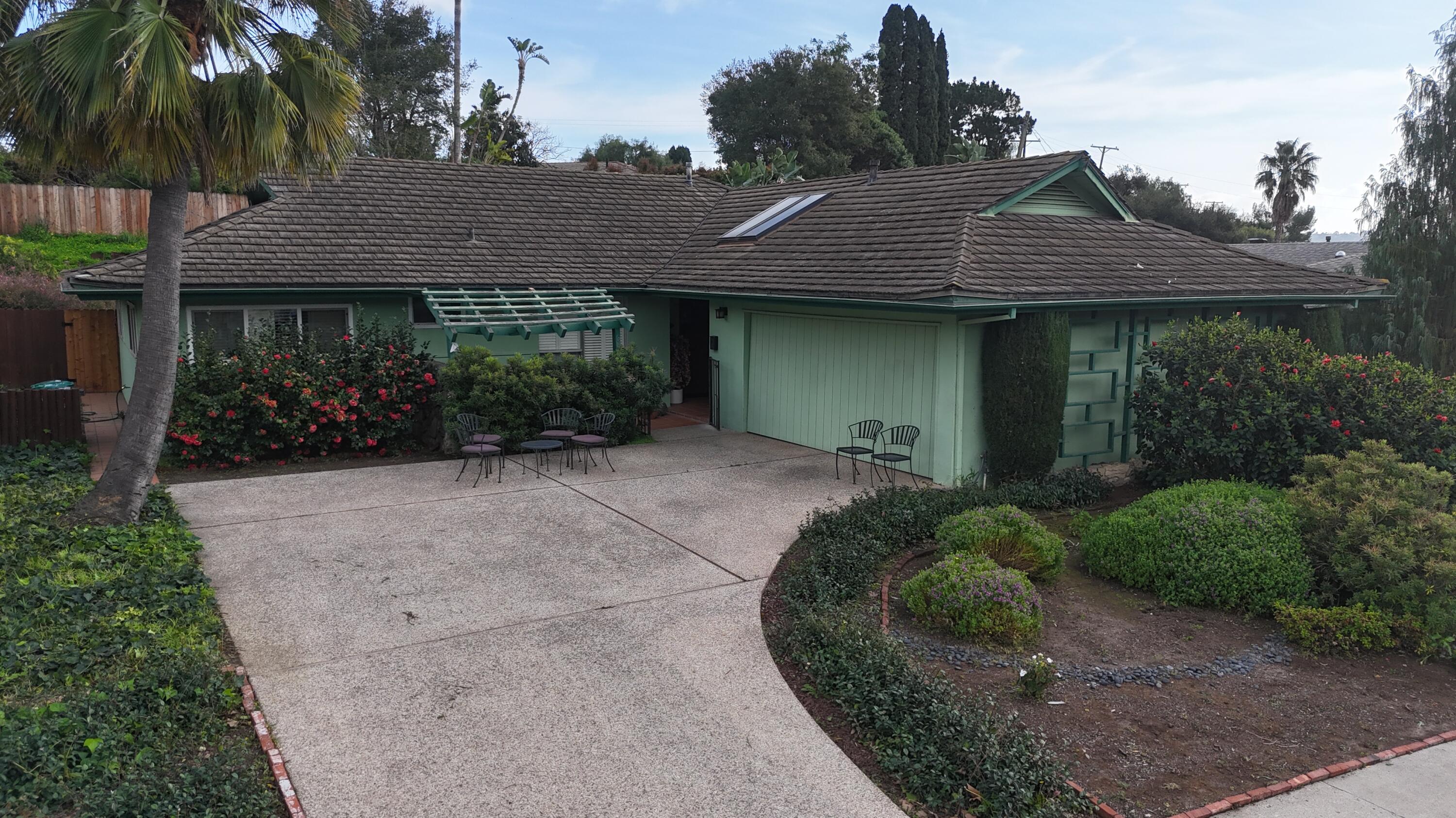 668 Willowglen Road Santa Barbara, CA 93105 - Photo 3 of 7 DJI_20240515120943_0004_D