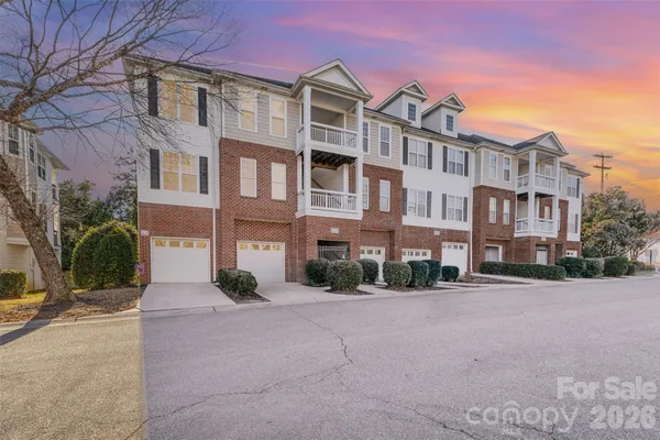 $208,000 | 6730 Mallard Park Drive, Charlotte, NC 28262