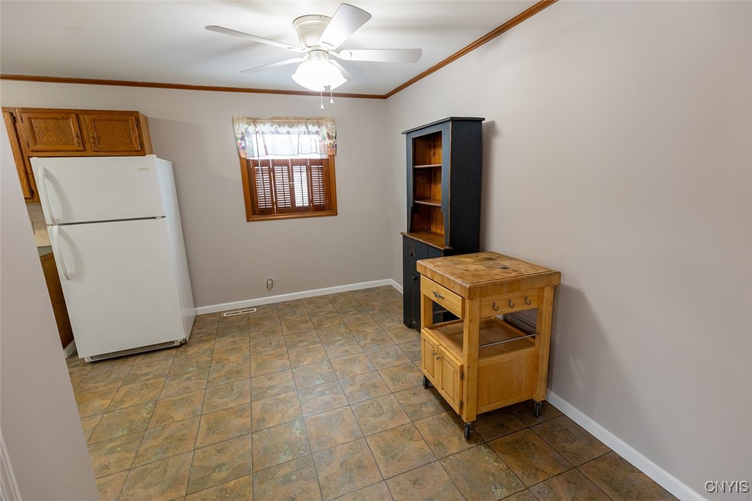 409 Calhoun Street De Witt, NY 13057 - Photo 14 of 28