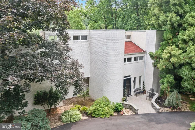 $1,697,500 | 1351 Bobarn Drive, Penn Valley, PA 19072