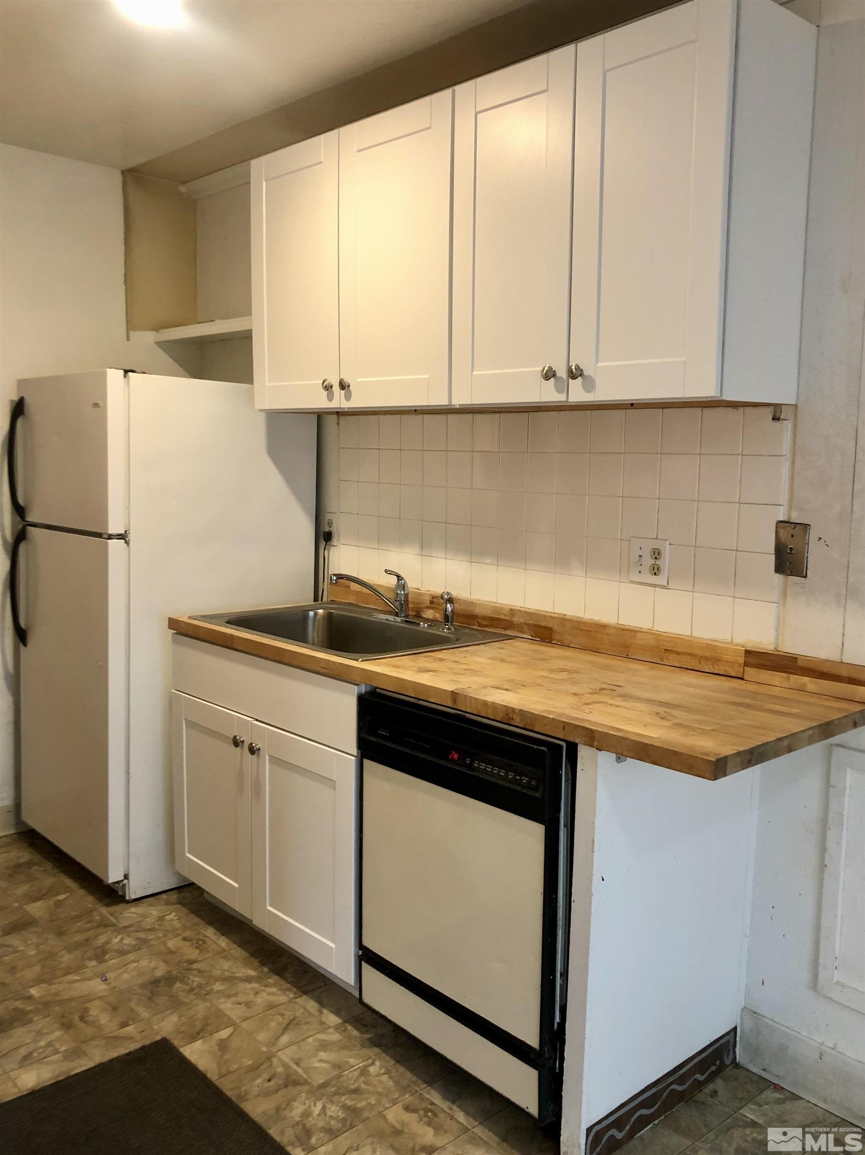 4600 Neil Road, Unit 23 Reno, NV 89502 - Photo 3 of 11 Photo 3