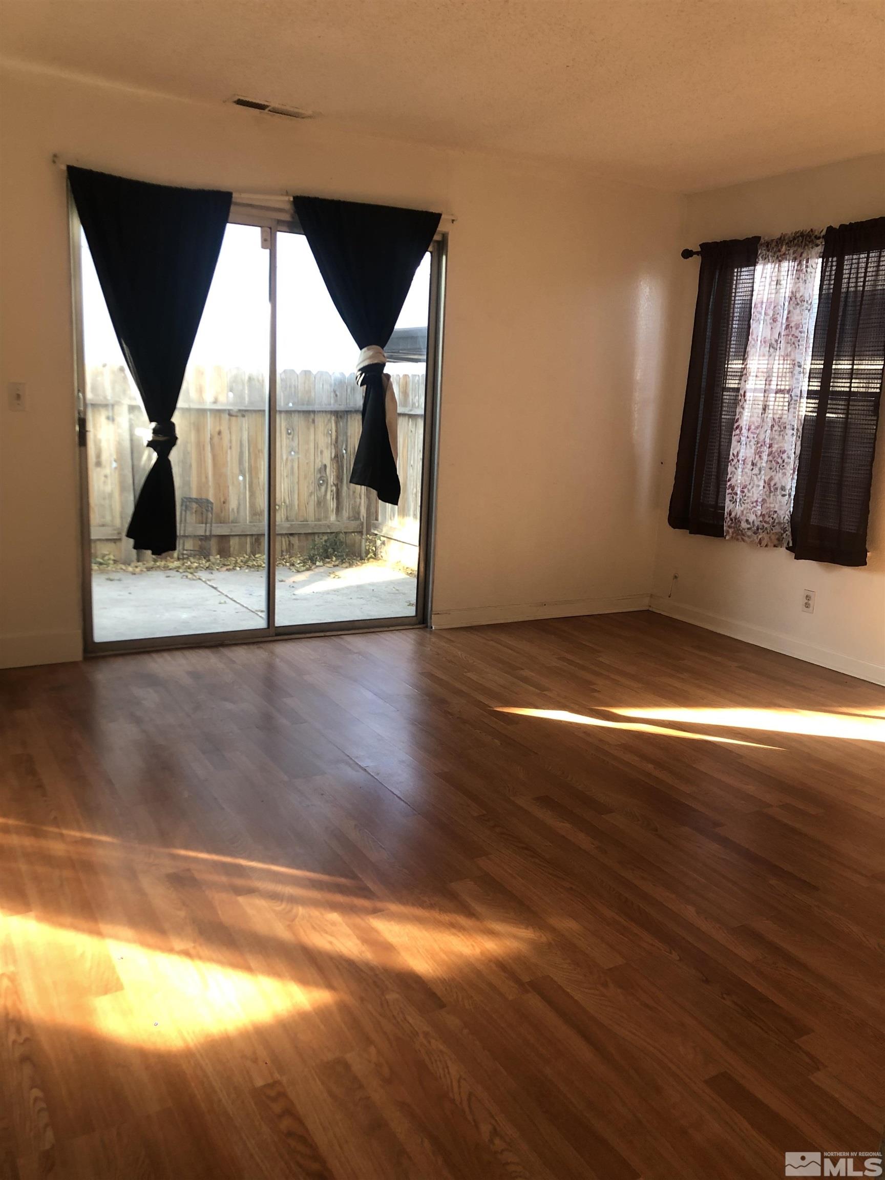 4600 Neil Road, Unit 23 Reno, NV 89502 - Photo 6 of 11 Photo 6