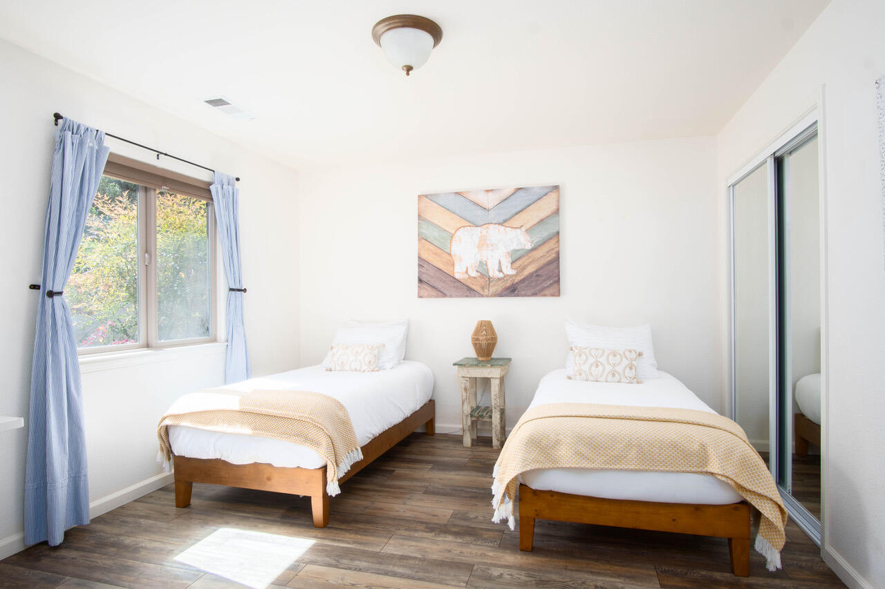 29673 Rock Creek Drive Three Rivers, CA 93271 - Photo 64 of 112 New guest room B