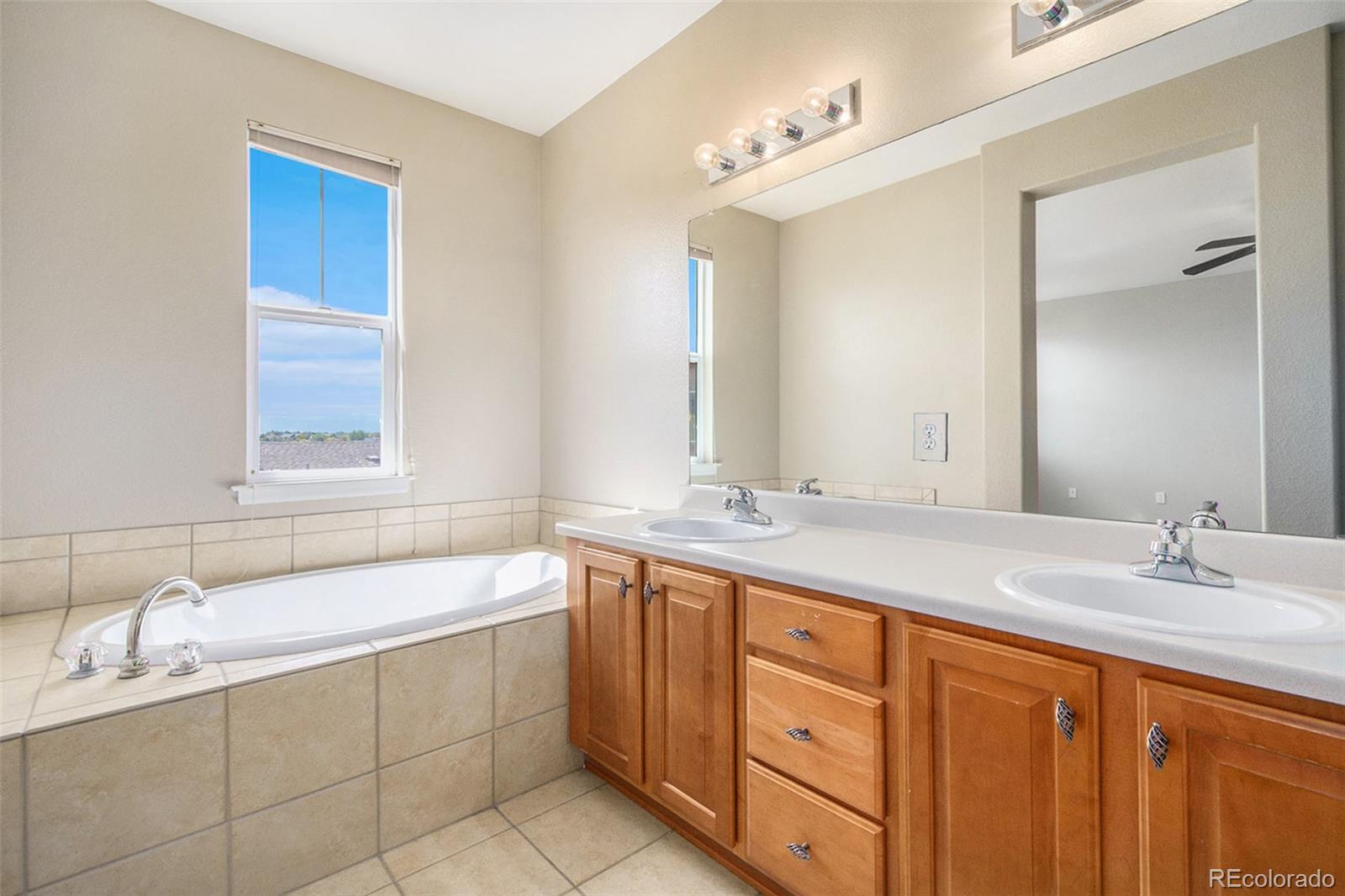 10523 Ashfield Street, Unit 5D Highlands Ranch, CO 80126 - Photo 22 of 36