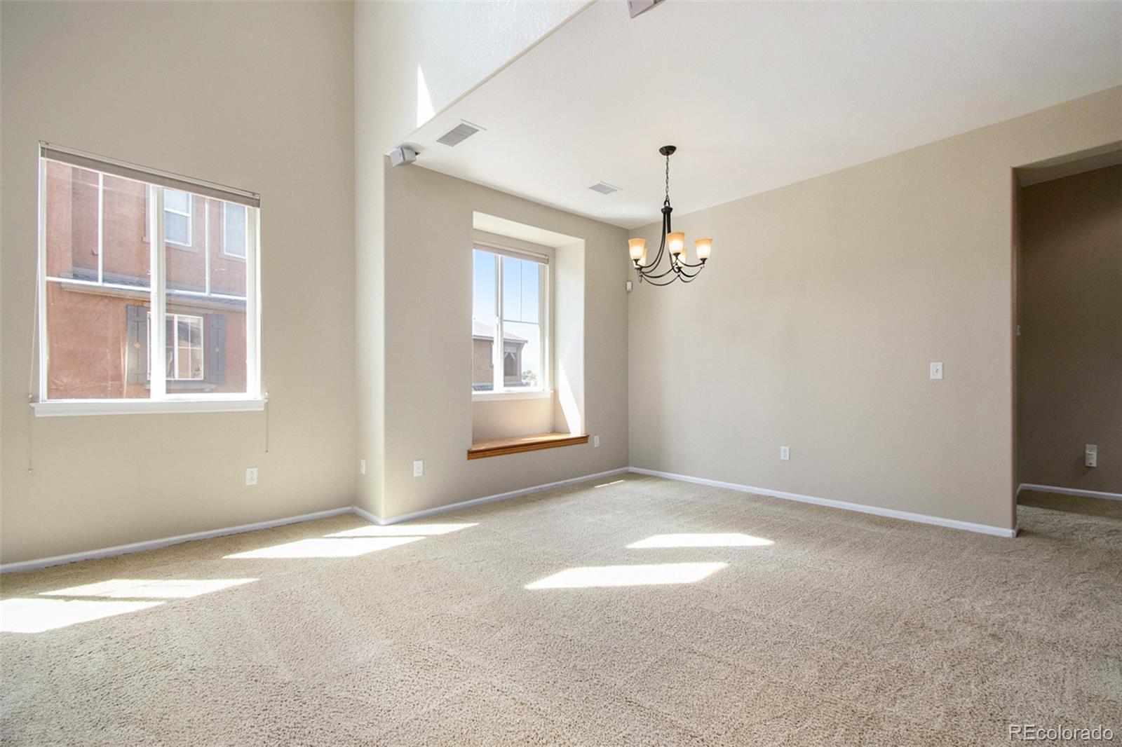 10523 Ashfield Street, Unit 5D Highlands Ranch, CO 80126 - Photo 9 of 36