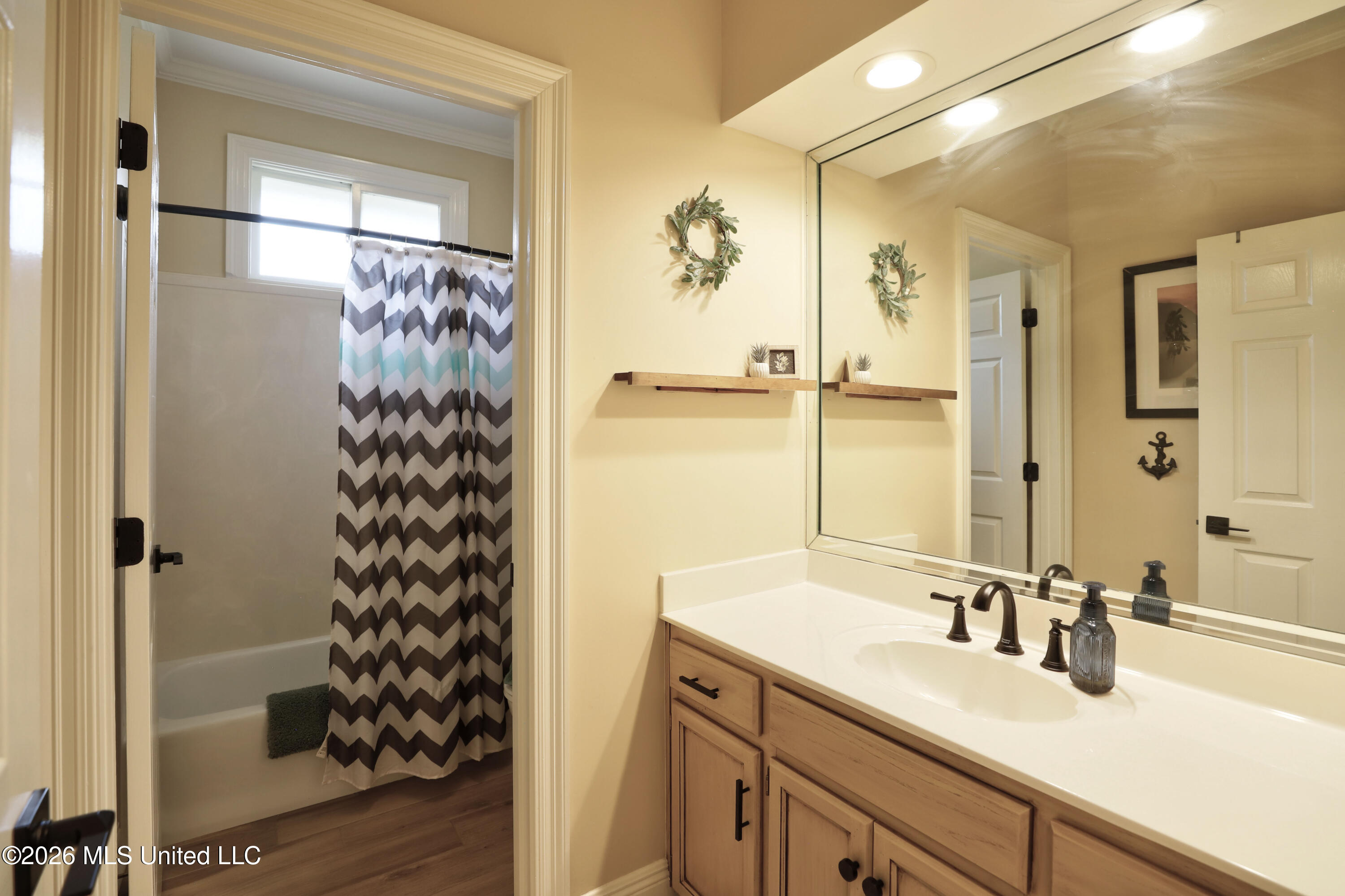 2014 Rue Ulysse Biloxi, MS 39531 - Photo 25 of 40 Spare Bathroom