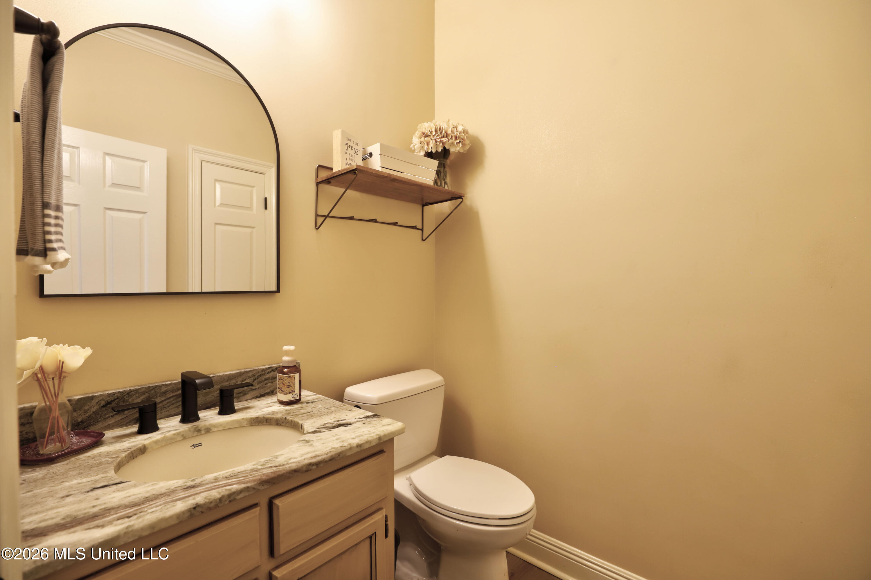 2014 Rue Ulysse Biloxi, MS 39531 - Photo 28 of 40 Half Bath