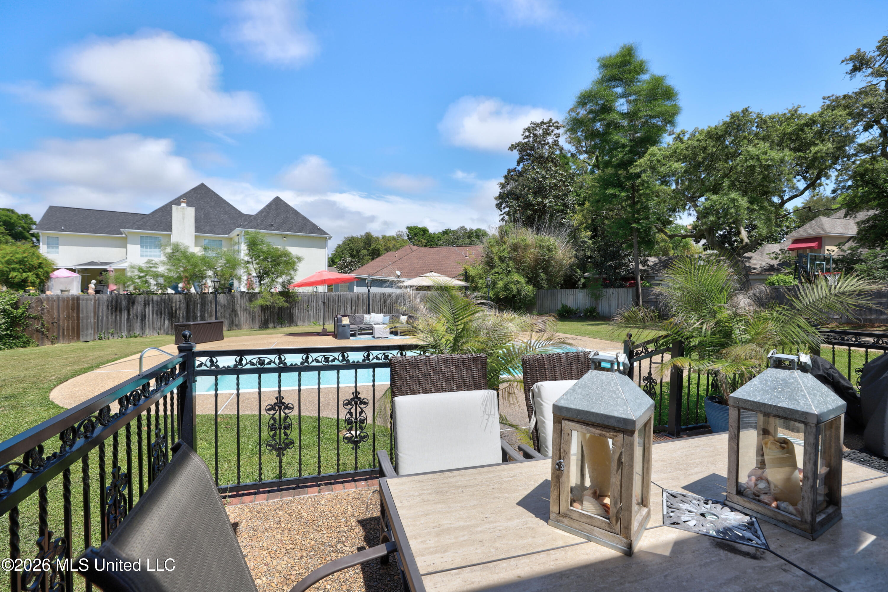 2014 Rue Ulysse Biloxi, MS 39531 - Photo 33 of 40 Yard