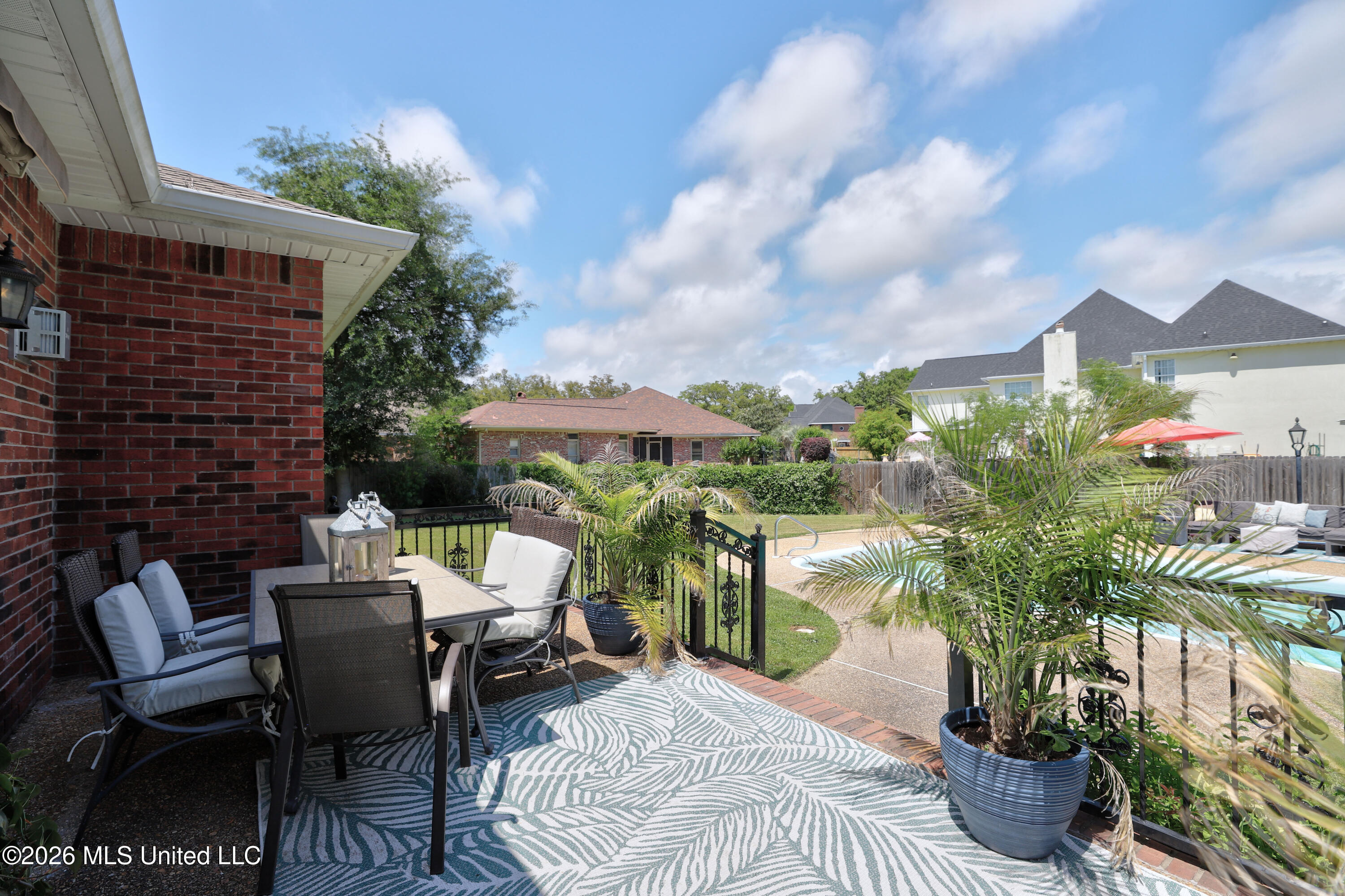 2014 Rue Ulysse Biloxi, MS 39531 - Photo 35 of 40 Porch