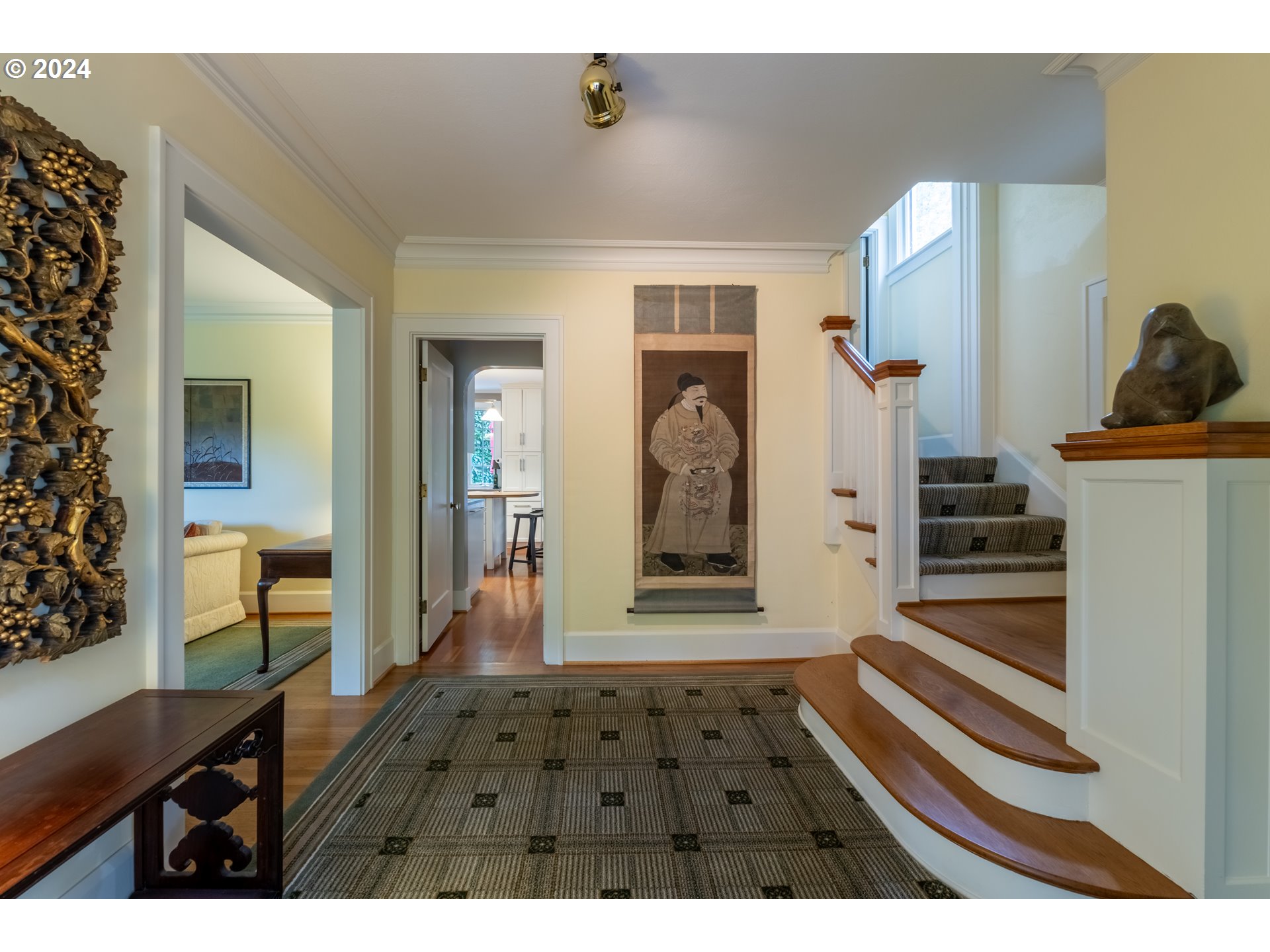 6865 Southwest Canyon Drive Portland, OR 97225 - Photo 11 of 36