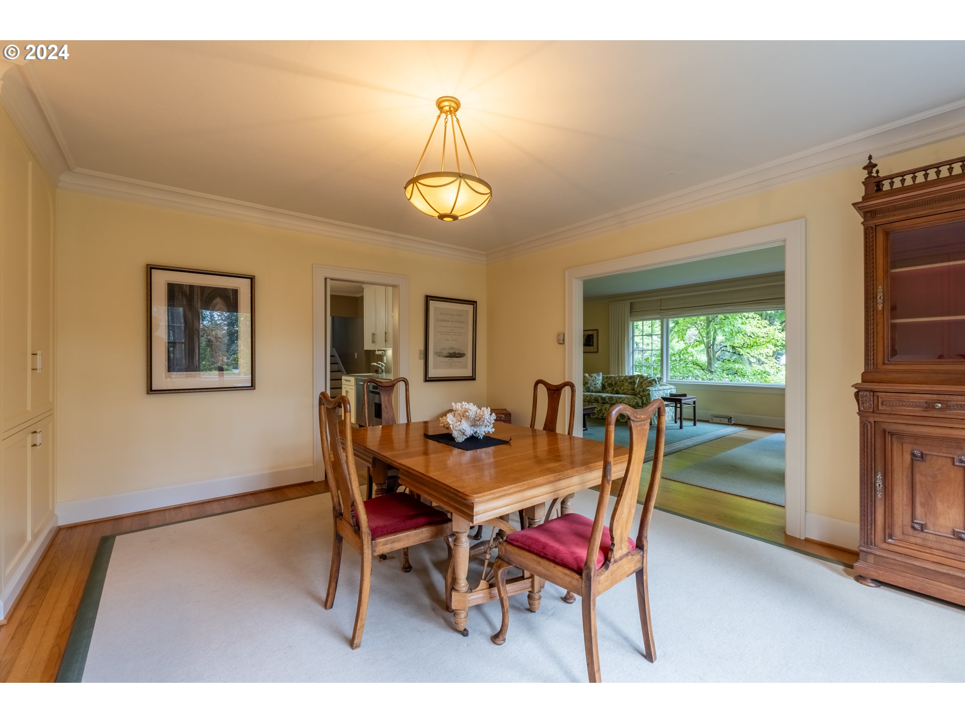 6865 Southwest Canyon Drive Portland, OR 97225 - Photo 23 of 36