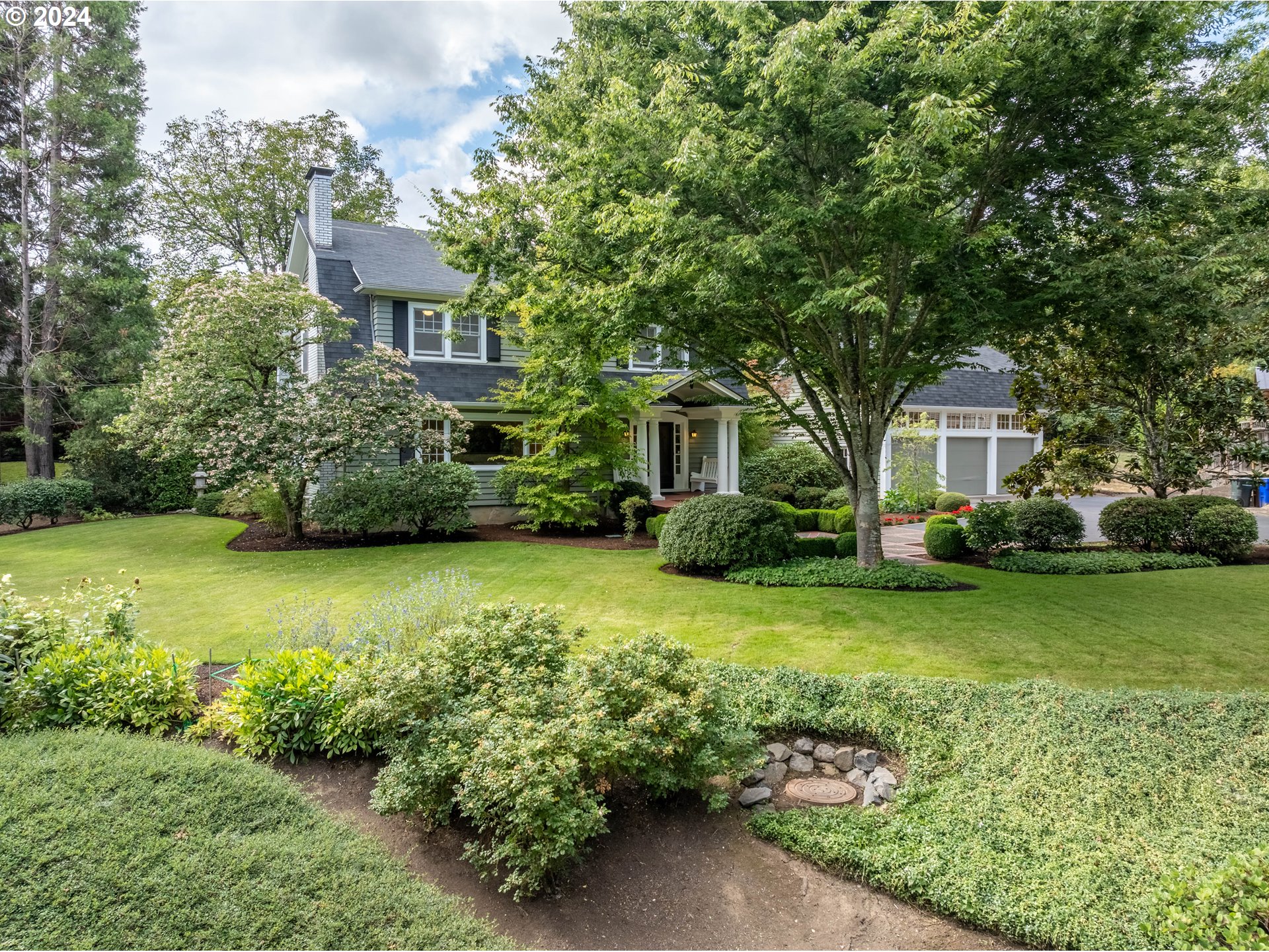 6865 Southwest Canyon Drive Portland, OR 97225 - Photo 5 of 36