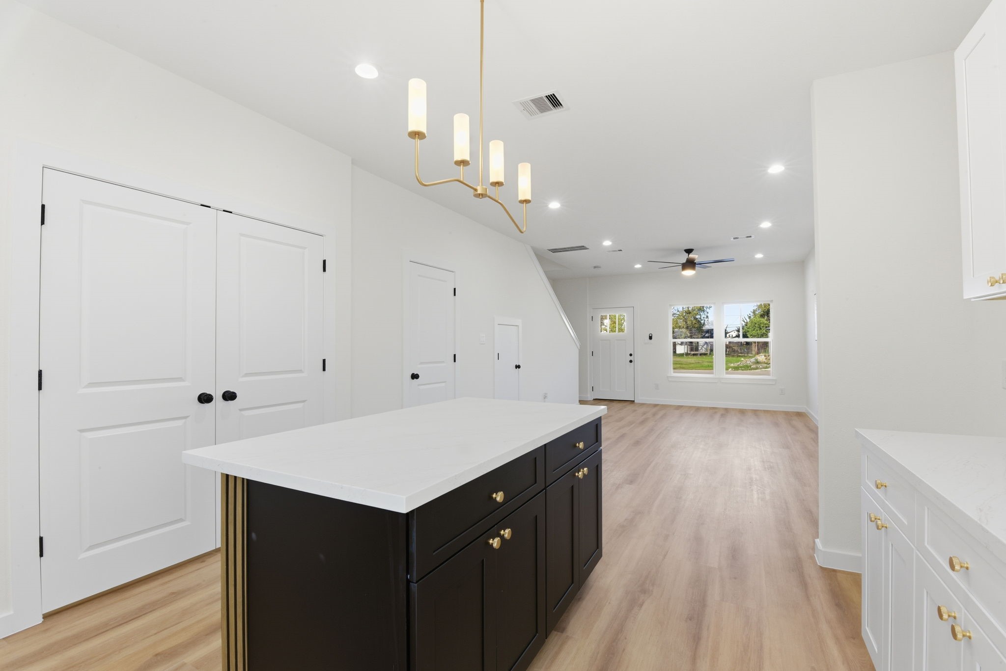 7958 Henson Street, Unit A/B Houston, TX 77028 - Photo 11 of 42