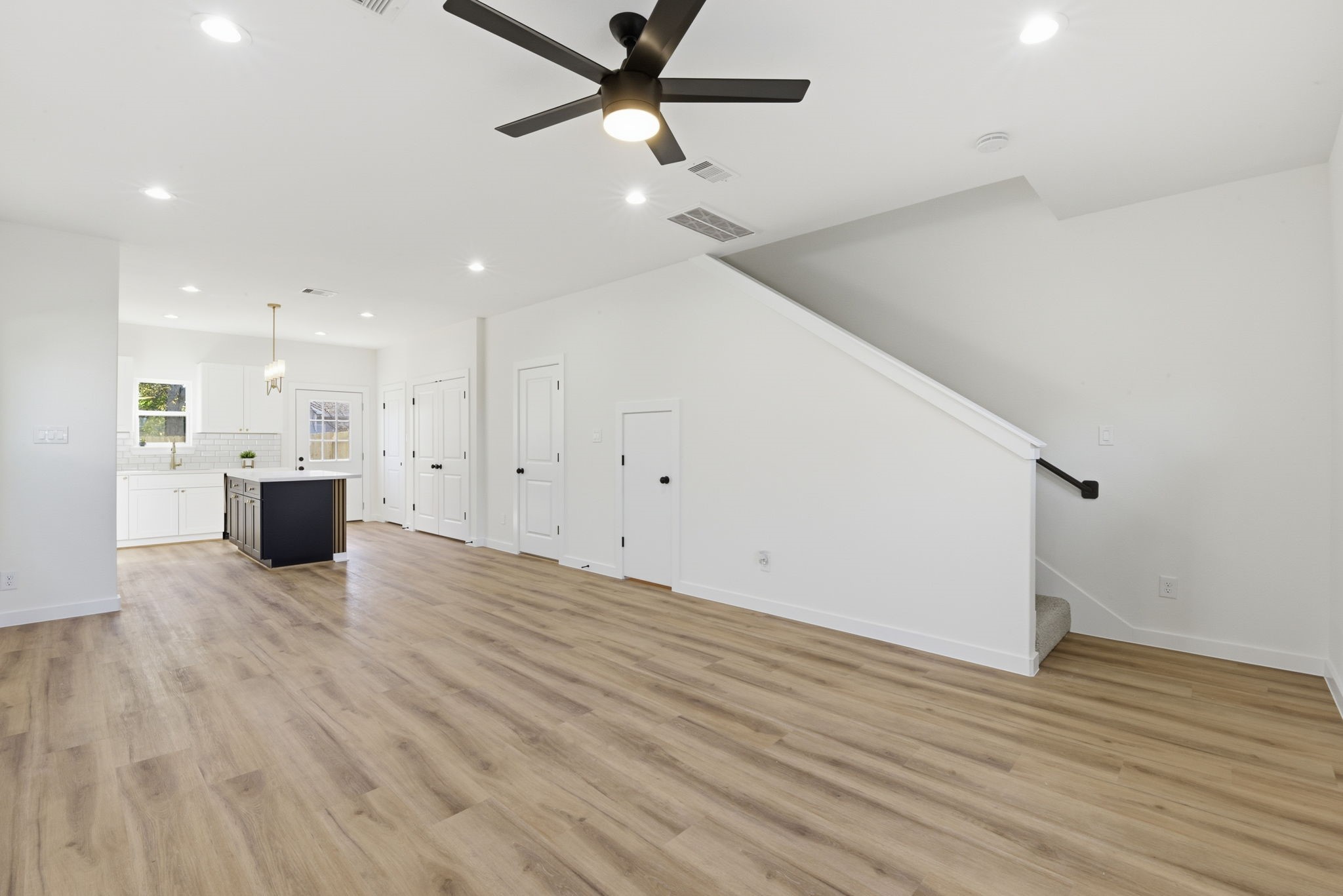 7958 Henson Street, Unit A/B Houston, TX 77028 - Photo 12 of 42