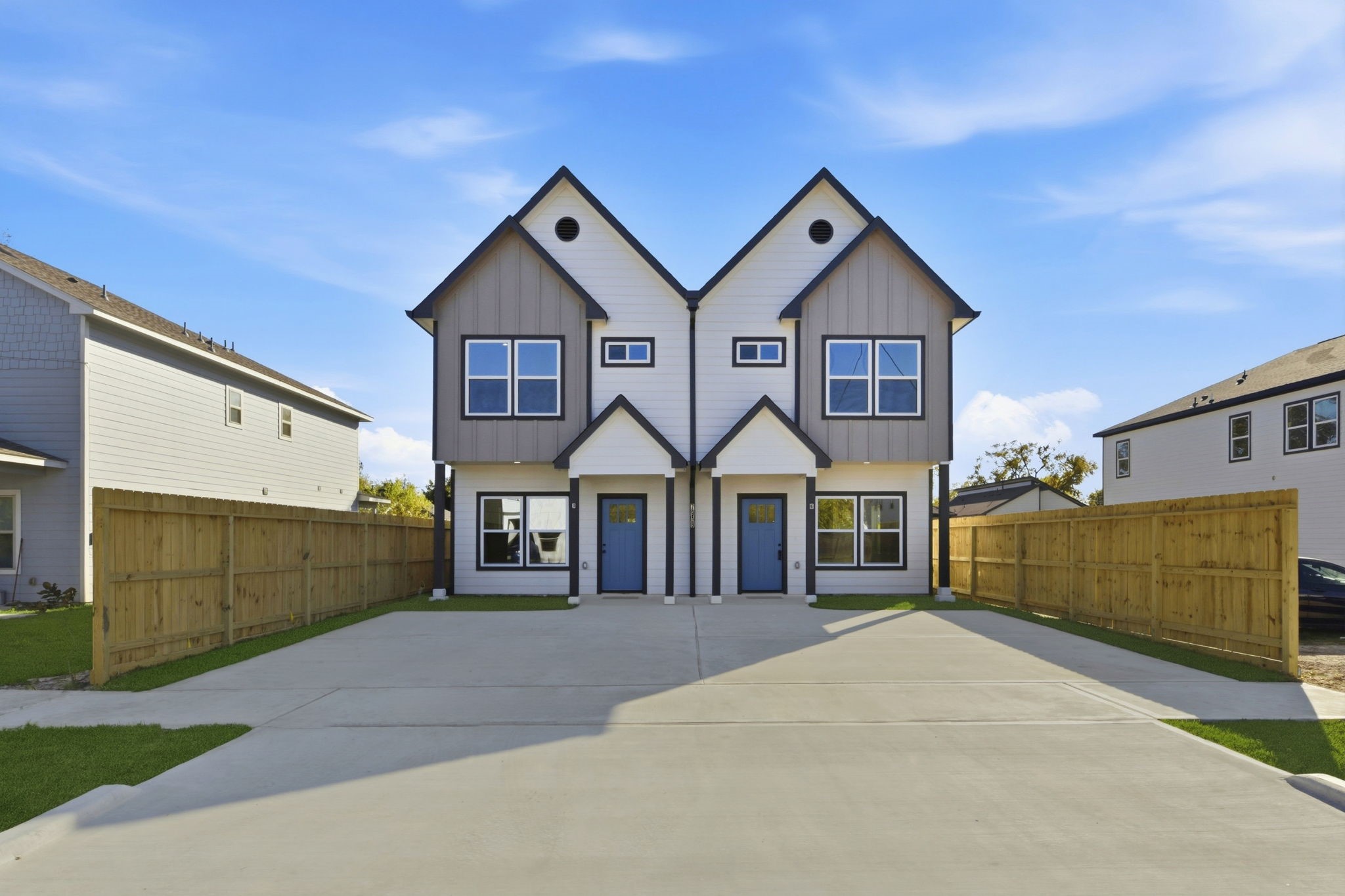 7958 Henson Street, Unit A/B Houston, TX 77028 - Photo 4 of 42