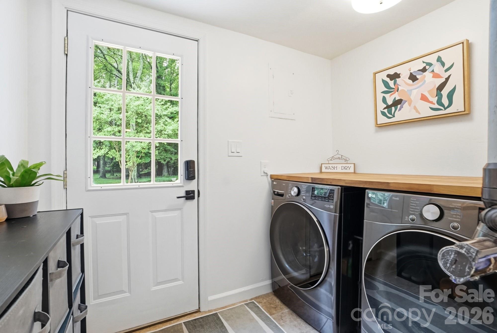 824 Riverwood Road Charlotte, NC 28270 - Photo 25 of 37 a view of washer and dryer in a utility room