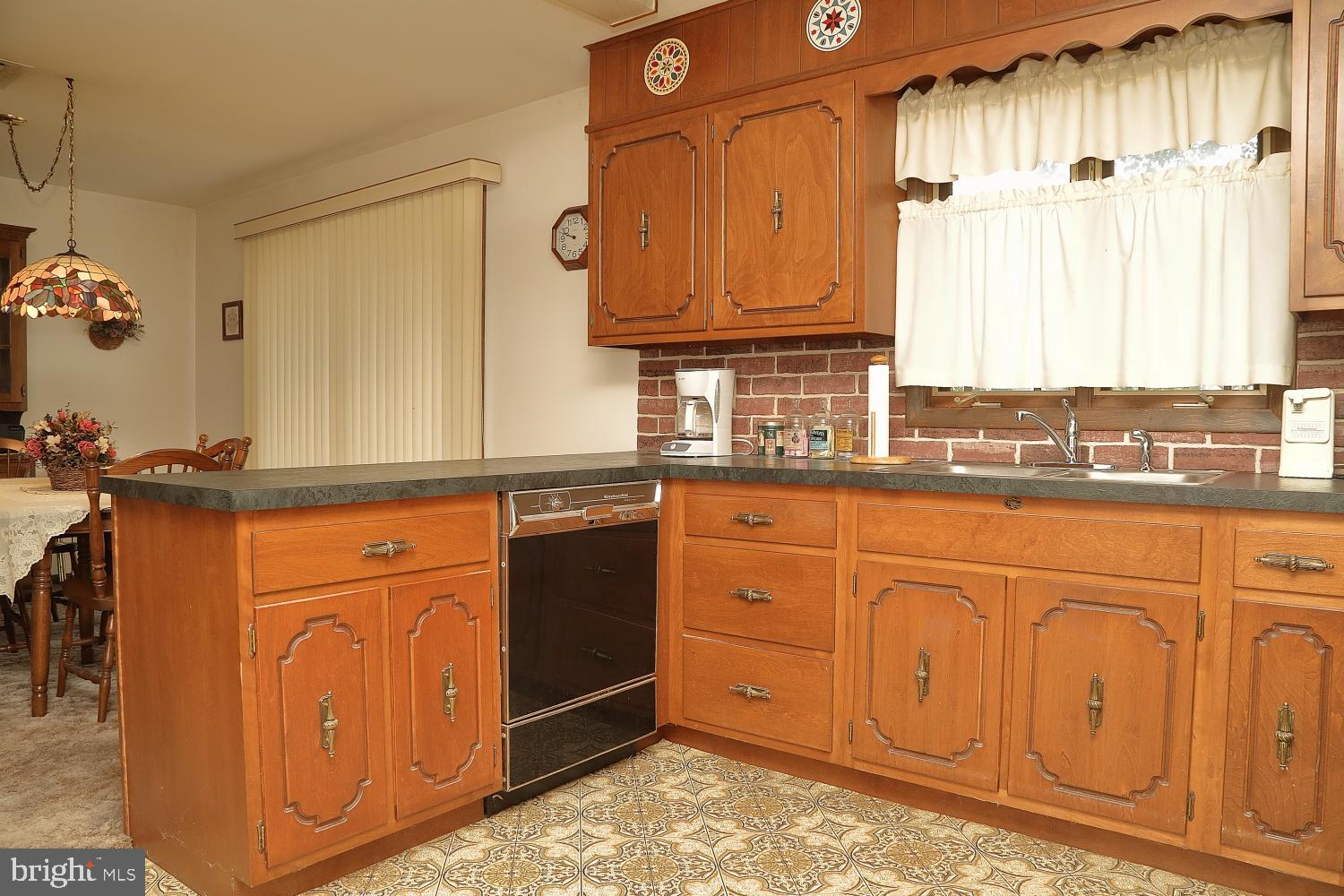 514 Rutledge Avenue Lancaster, PA 17601 - Photo 5 of 28 Gallery Image 5