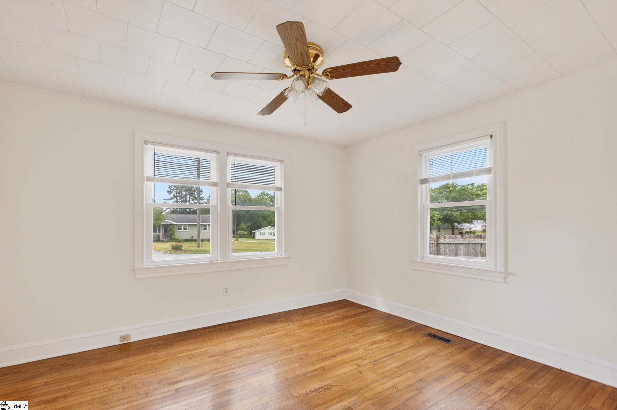 709 Gulliver Street Fountain Inn, SC 29644 - Photo 15 of 34