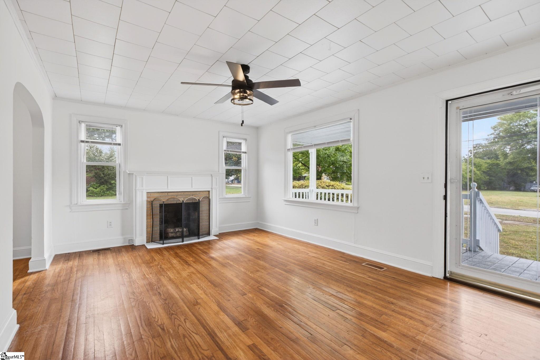 709 Gulliver Street Fountain Inn, SC 29644 - Photo 7 of 34