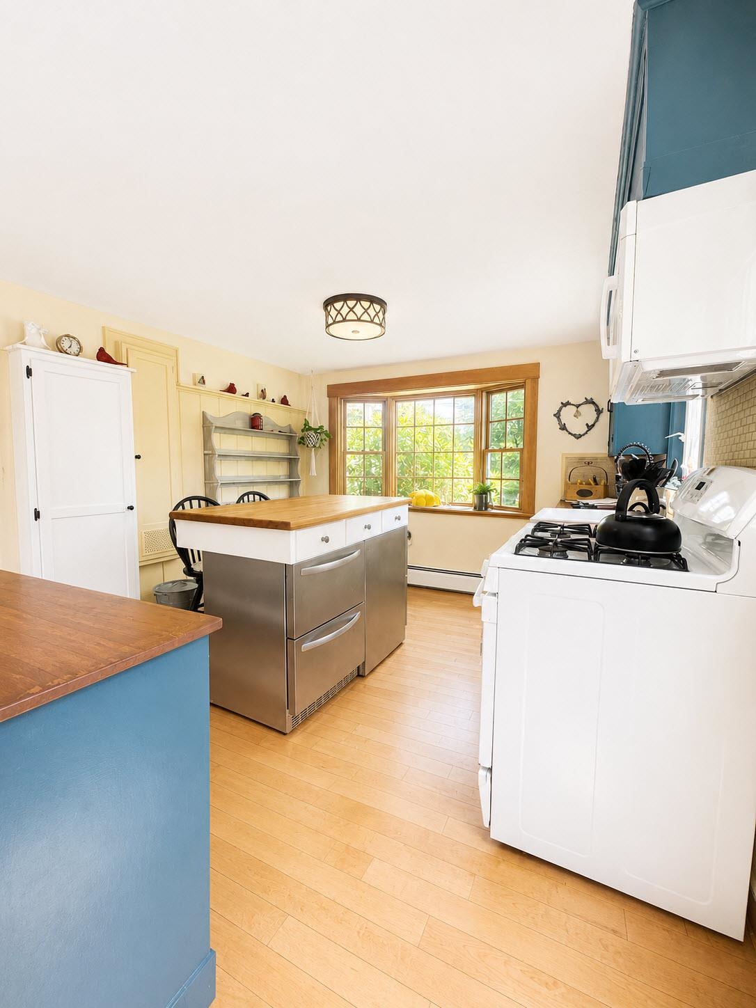 11 Robbins Road Fitzwilliam, NH 03447 - Photo 14 of 44