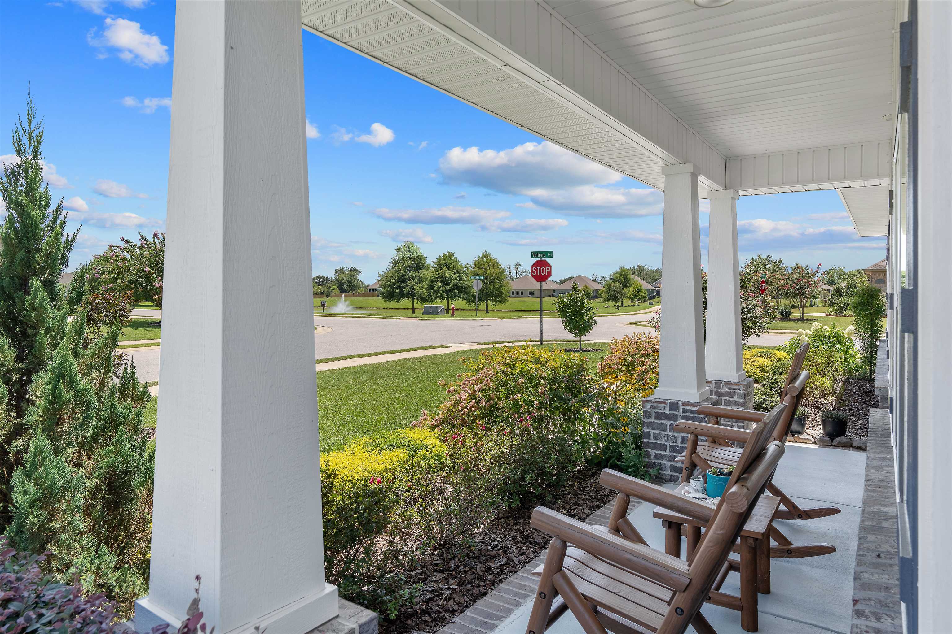 24593 Slater Mill Road Daphne, AL 36526 - Photo 5 of 32 Patio